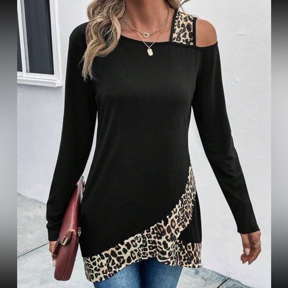 Boho leopard print cold shoulder top - Picture 4 of 6